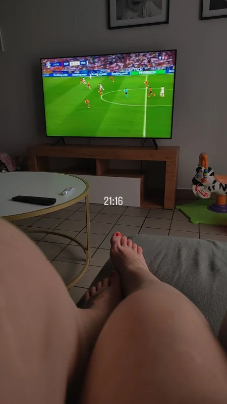 Pieds nus – photos de pieds de femmes par LesPiedsdeVic