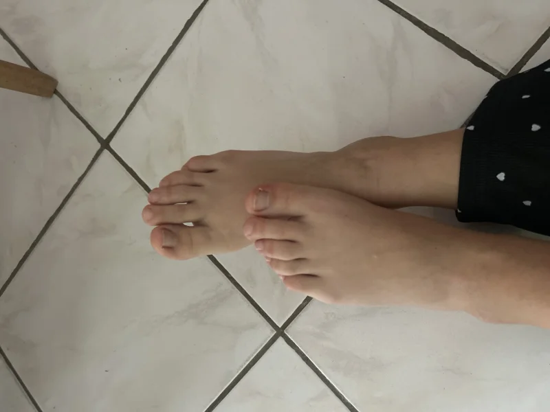 Pied nu – photos de pieds de femmes par Petitbou1